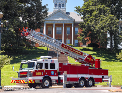 Cape Girardeau Fire Department MO Rosenbauer America Commander fire trucks fire engines apparatus heavy rescue Viper aerial ladder shapirophotography.net Larry Shapiro photographer #larryshapiro